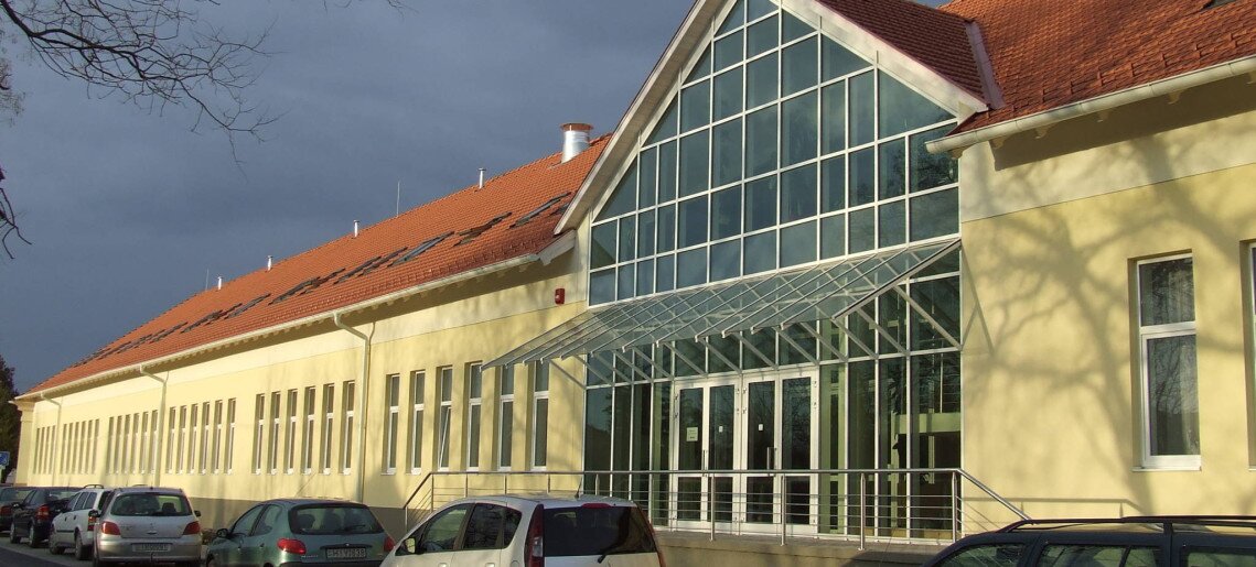 Gyulai SZC Harruckern János Technikum - Leánykollégium - 1