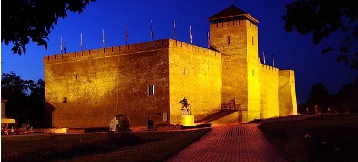 Gyula Vár Panoráma Apartman - 2