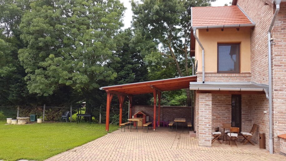 Gyulai Fürdő Apartman Delux - 11