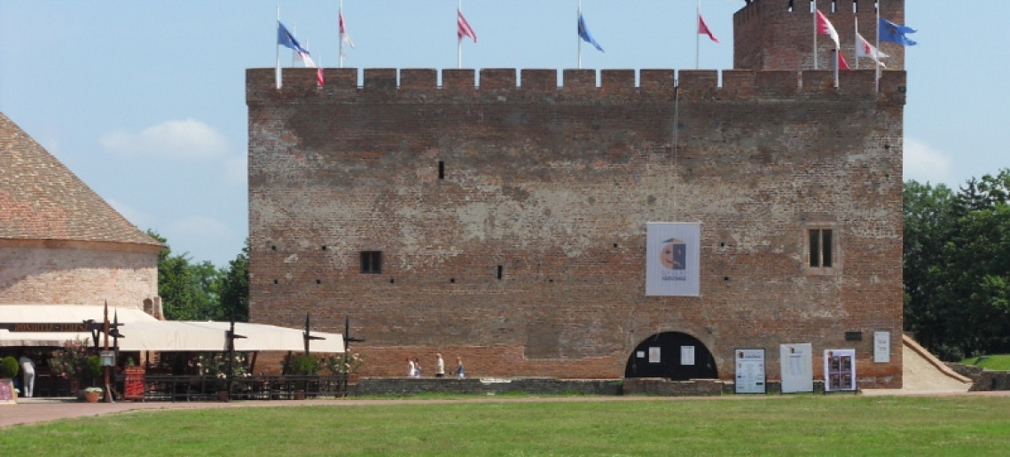 Ádám Apartman Gyula - 7