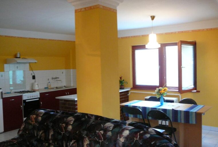 Cseresznye Apartman Gyula - 8