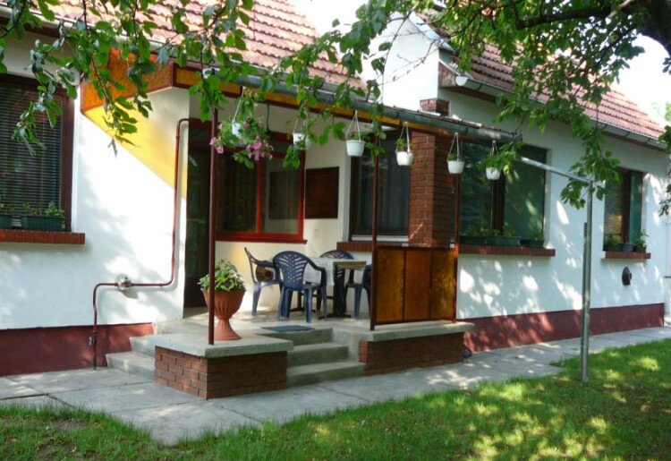 Cseresznye Apartman Gyula - 12