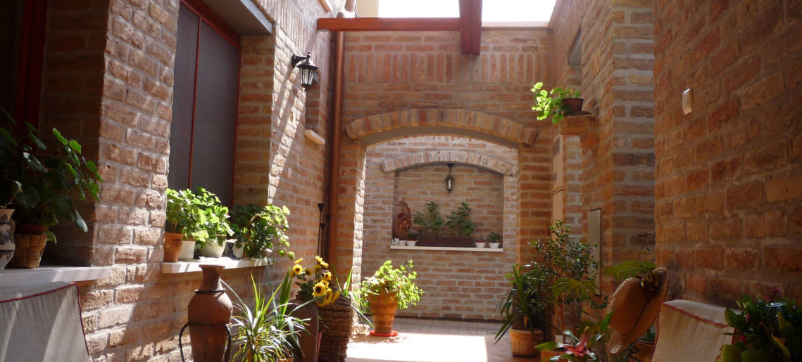 Babilon Gyula Szállás De Luxe - 1