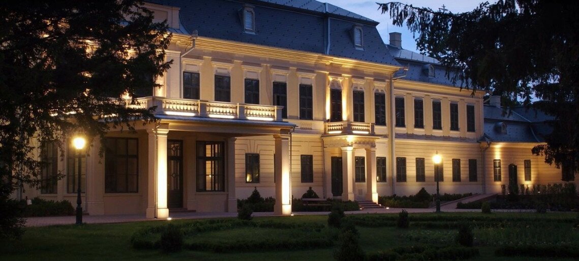 Kastélykert Apartman Gyula - 18