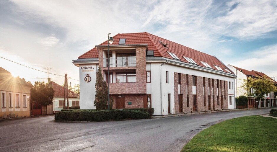 Lovagvár Apartmanok Gyula - 1