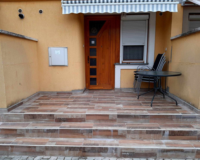 Silver Zafír Apartmanház Gyula - 12