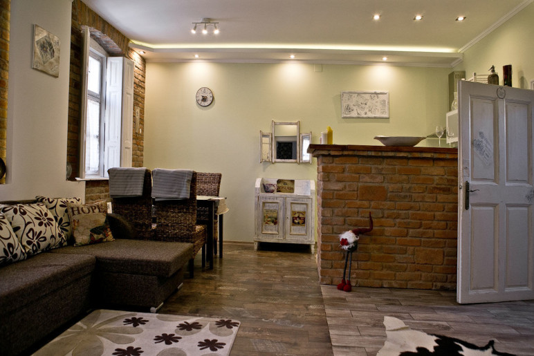 Gyulai 200 Éves Apartman Gyula - 4
