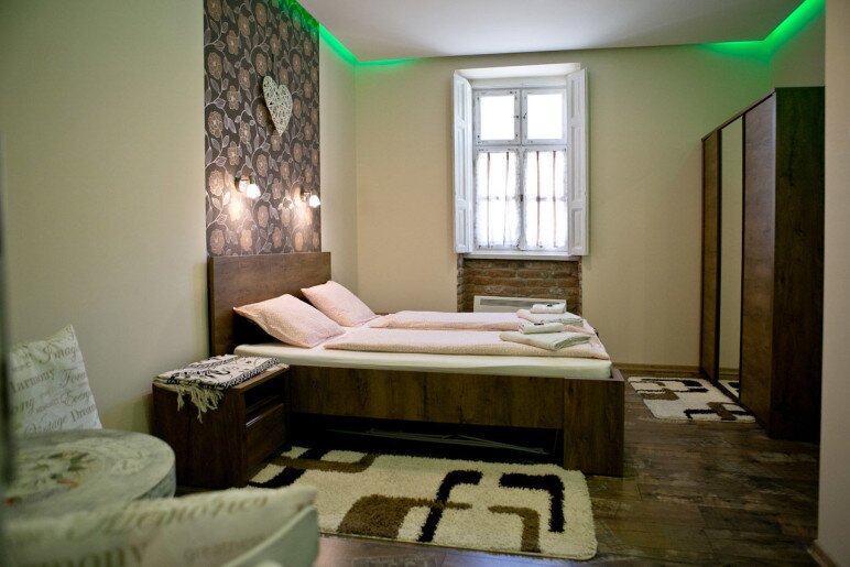 Gyulai 200 Éves Apartman Gyula - 17
