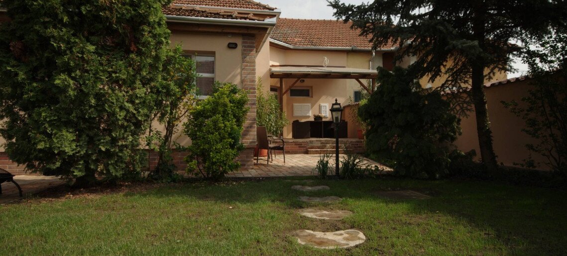 Trend Deluxe Apartman Gyula - 2