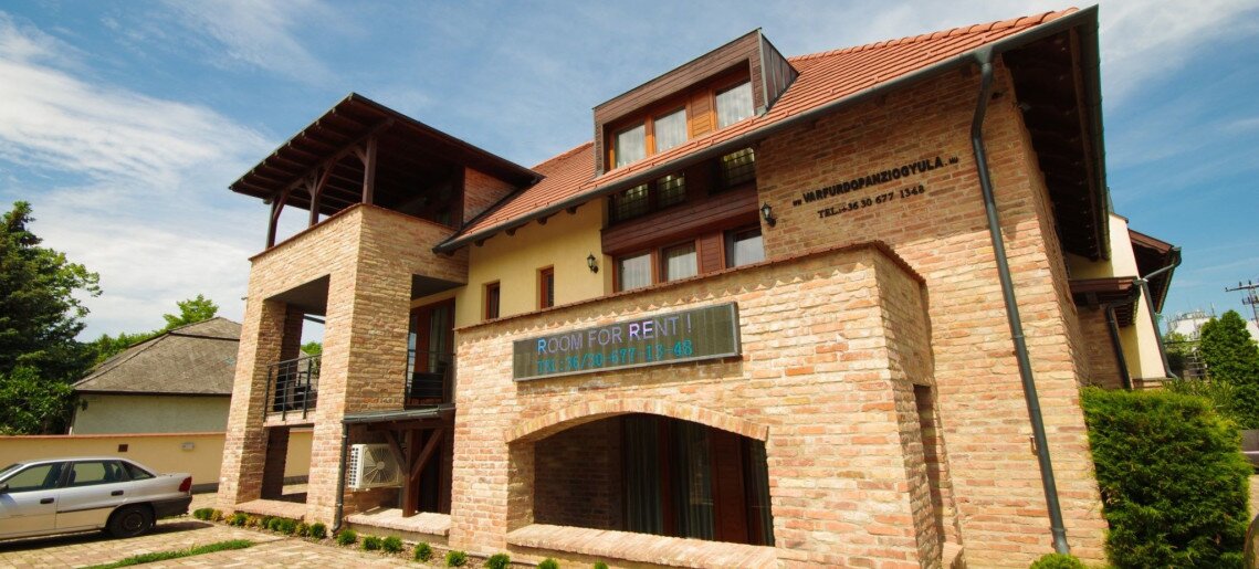 Várfürdő Panzió Gyula - 8