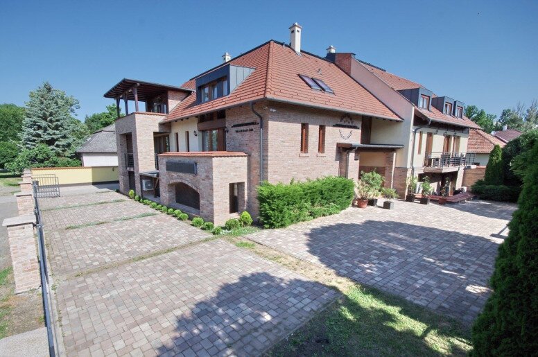 Várfürdő Panzió Gyula - 1