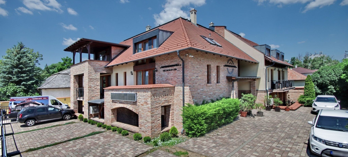 Várfürdő Panzió Gyula - 1