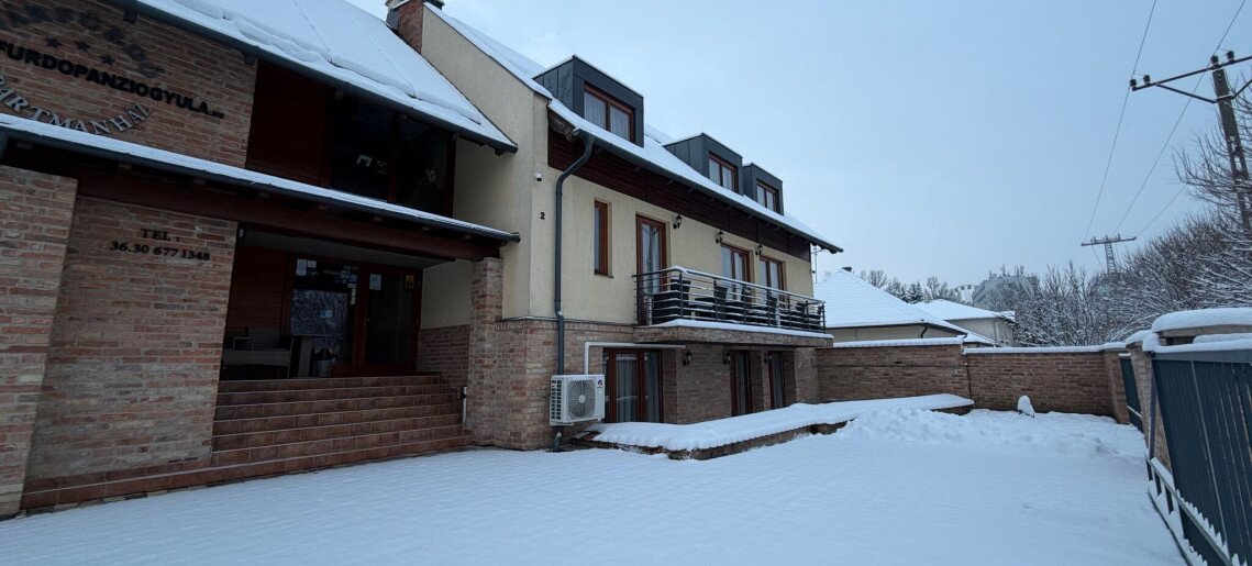 Várfürdő Panzió Gyula - 5