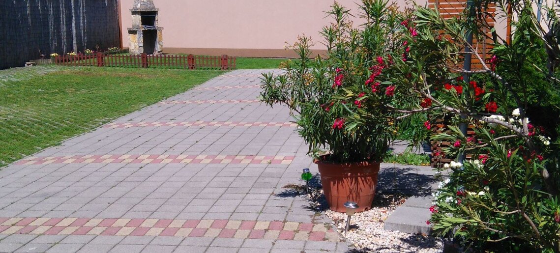 Flóra Apartman Gyula - 1