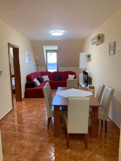 Bíbor Apartman Gyula - 8