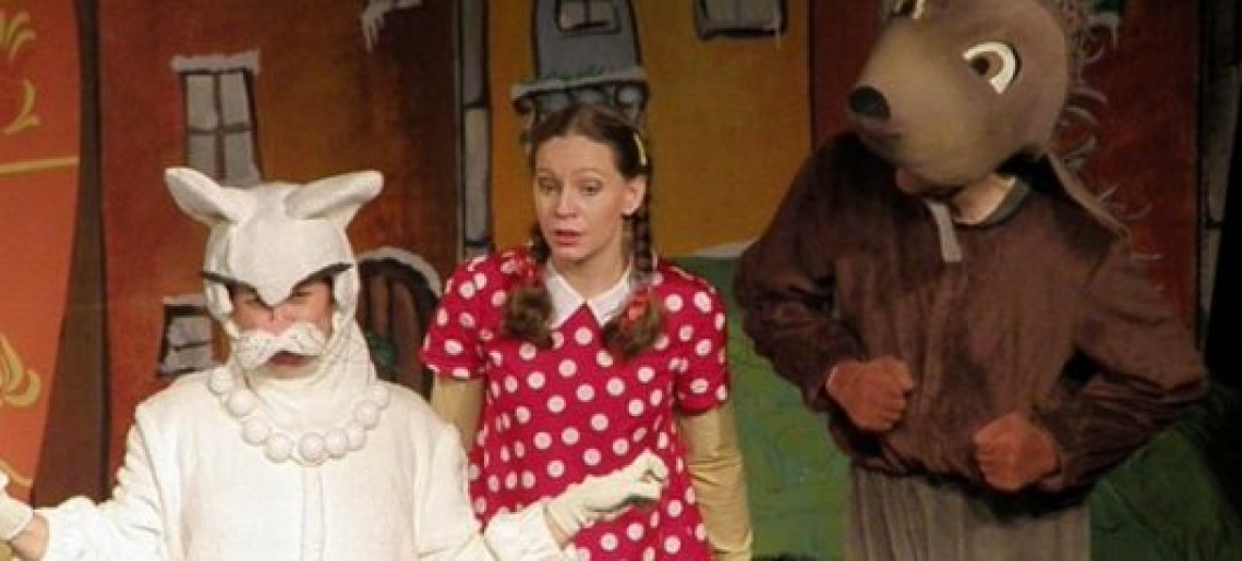 Gyermek bérlet 1. előadása: Futrinka utca lakói