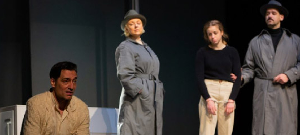 Maros András: Redőny