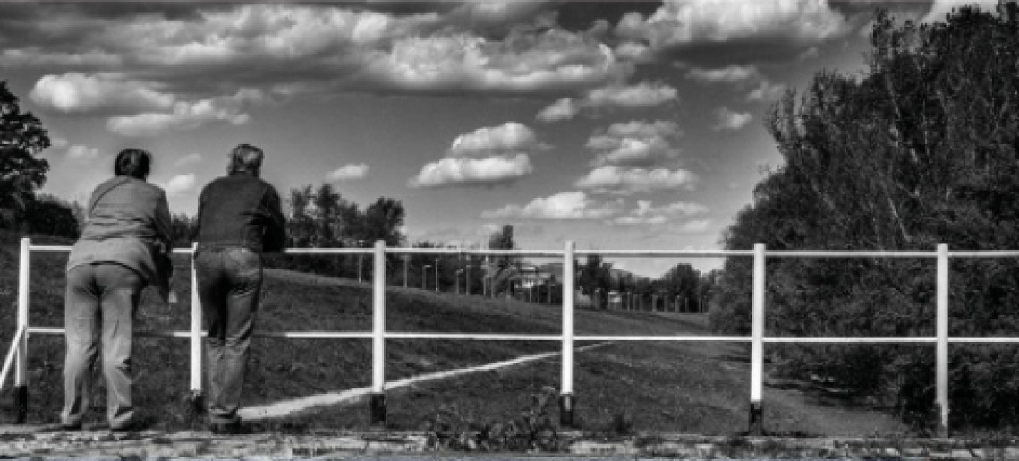 Mintha lenne más - fotókiállítás