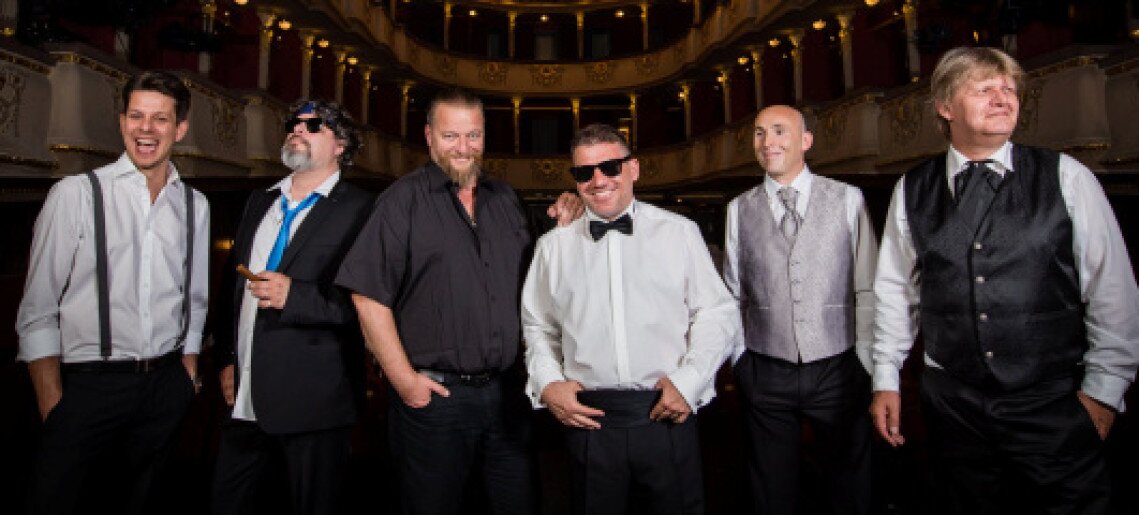 Ismerős Arcok akusztikus koncert