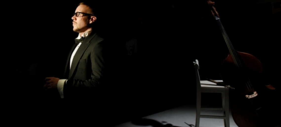 A nagybőgő – színmű