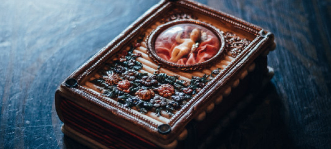 A háromszögház kincsei - kiállítás