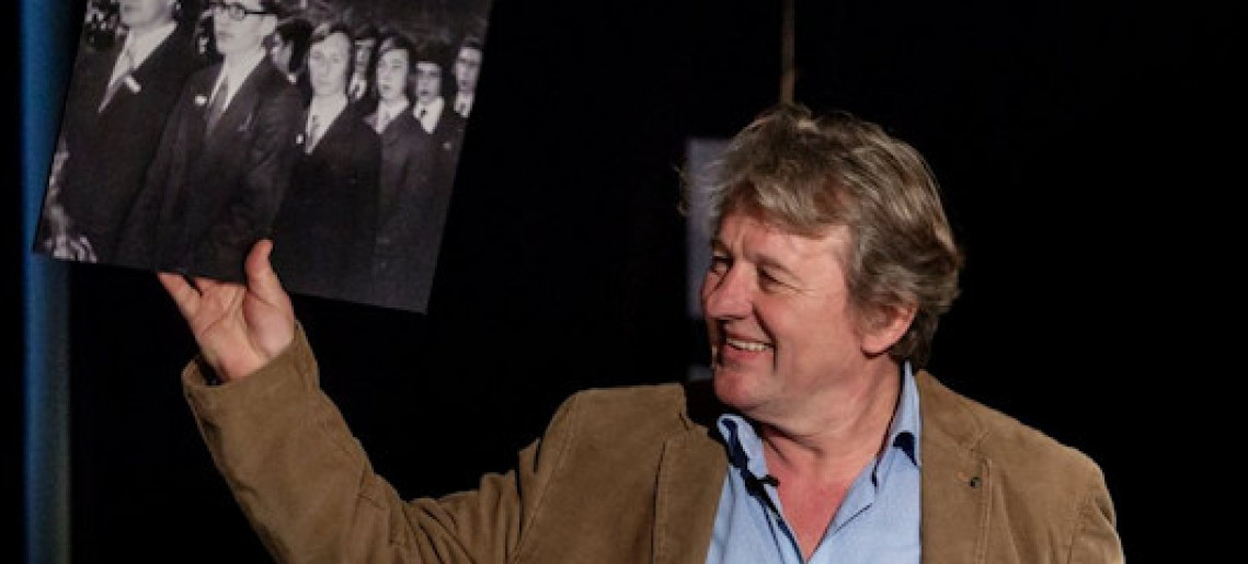 Pustul a hó, avagy Könnyű neked, Szarvas Józsi