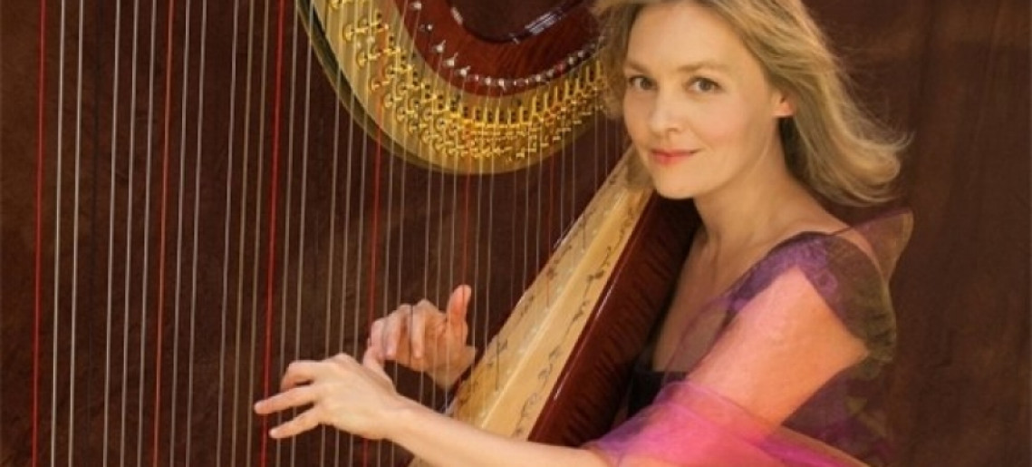 Vigh Andrea hárfaestje