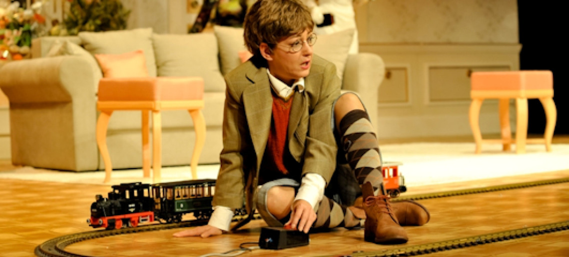 Janika - Vígjáték három felvonásban