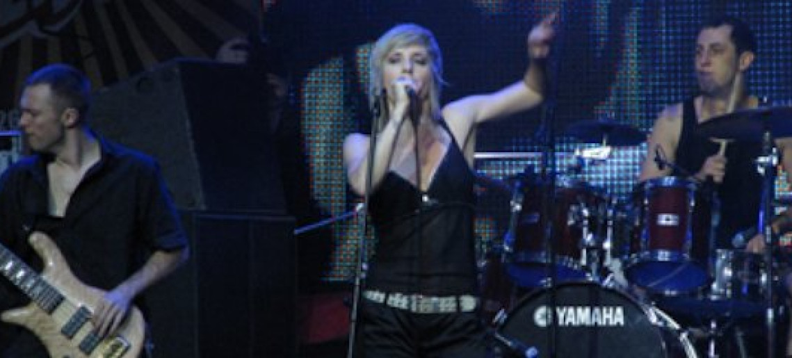 Péterfy Bori & Love Band koncert