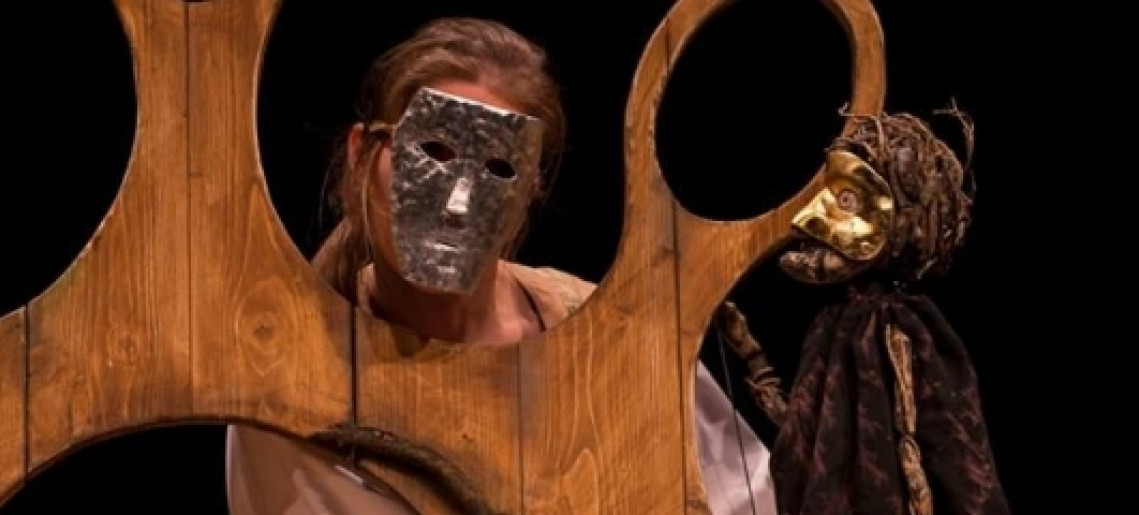 A háromágú tölgyfa tündére - bábelőadás