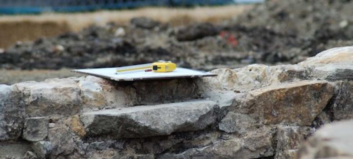 Ásatáslátogatás a vár körül