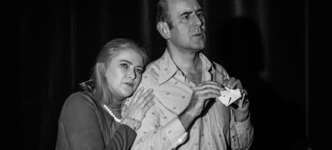 Piros ruhában szerelemben