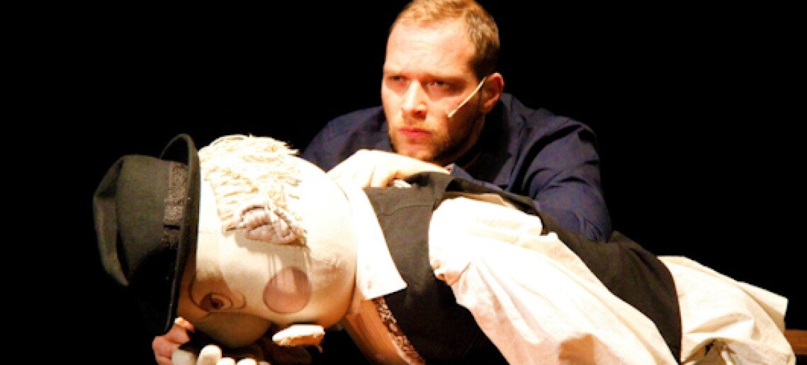 Petőfi Sándor: A helység kalapácsa - bábelőadás