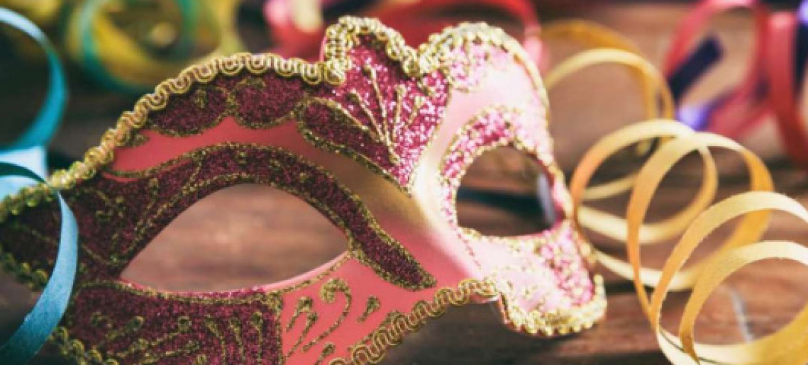 Farsangi Bál - Sörterasz