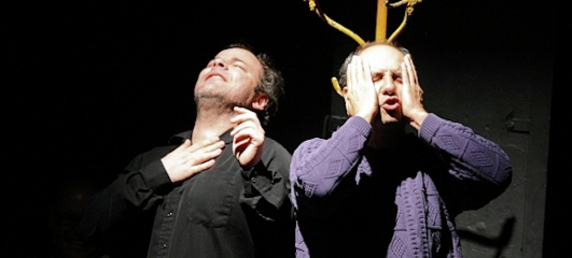 Kövek a zsebben – vígjáték