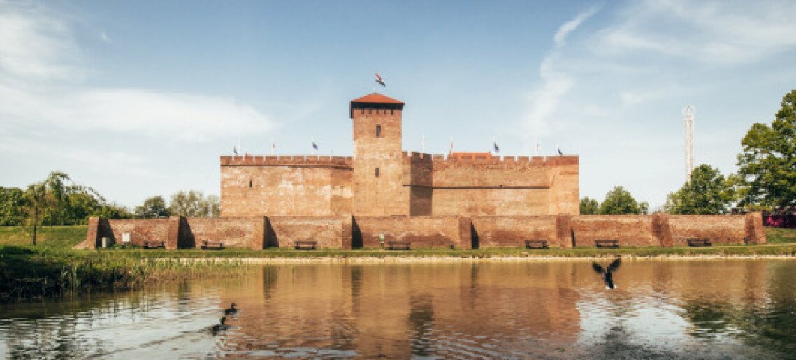 Pünkösdi királyt választanak a gyulai várban