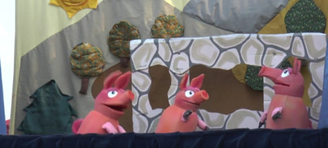 Bábszínház és Népi játszóház