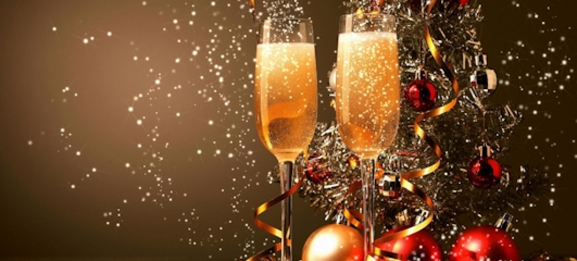 Szilveszteri utcabál a Bols Cafénál