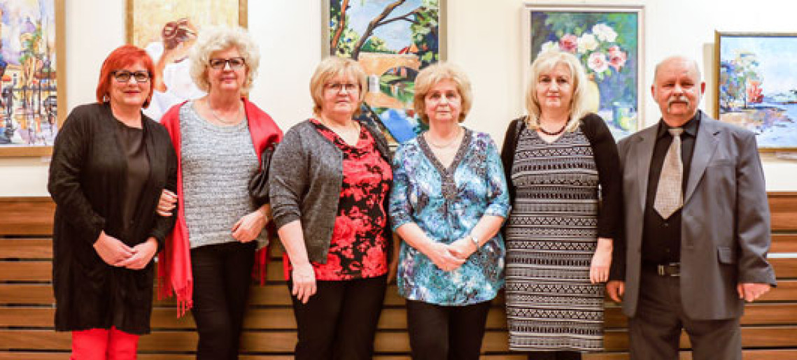 Tavaszköszöntő kiállítás a Vigadóban