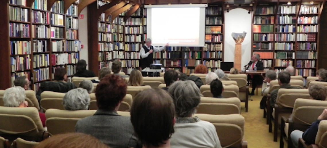 Irodalmi konferencia