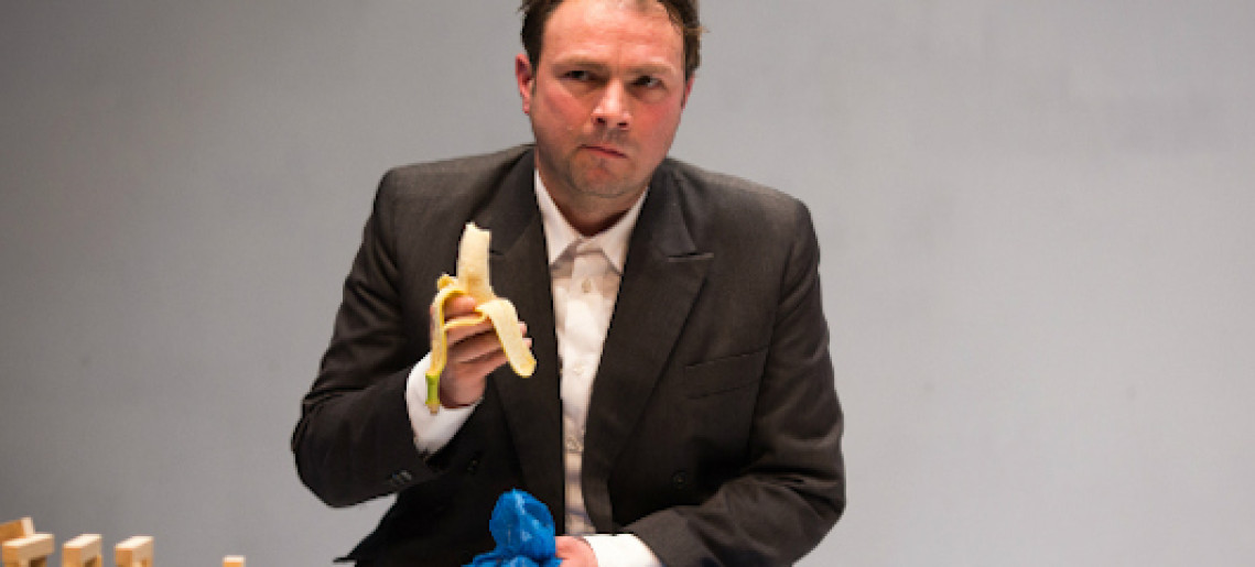 Székely Csaba: Szeretik a banánt, elvtársak? - monodráma