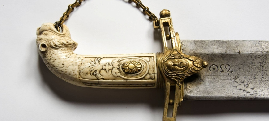 Letétetett - bevégeztetett - ereklyekiállítás