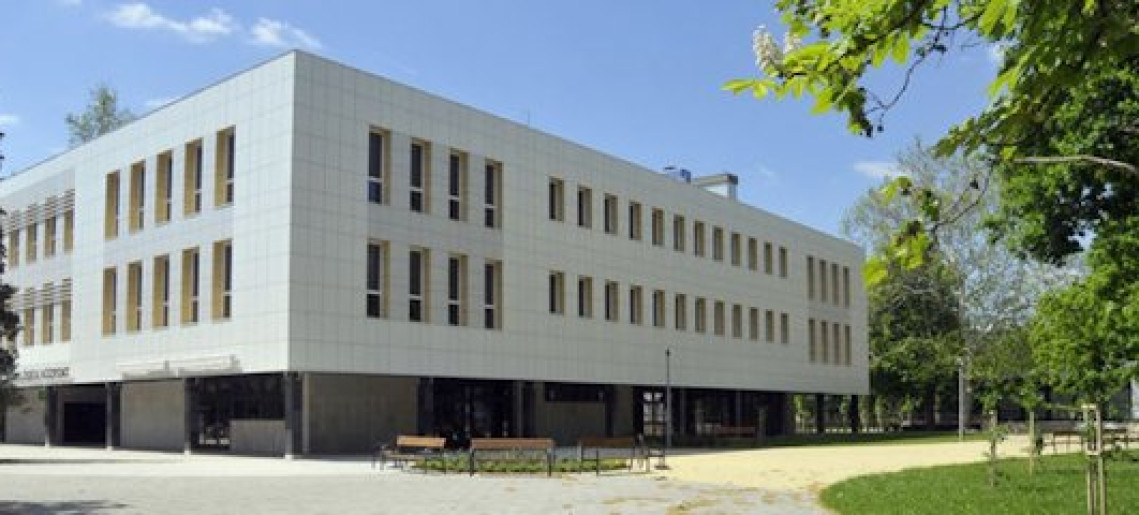 Művészeti Akadémia és Szabadegyetem