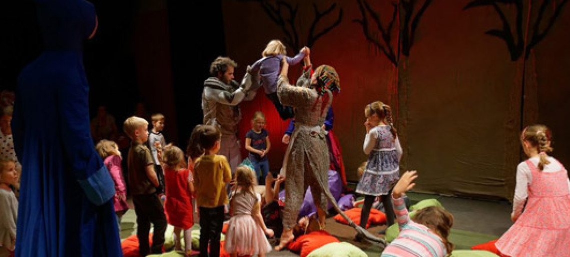 Kucok – játssz velünk mesét