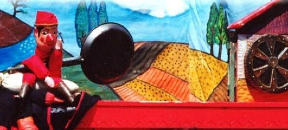 Vitéz László és Vas Juliska – bábelőadás