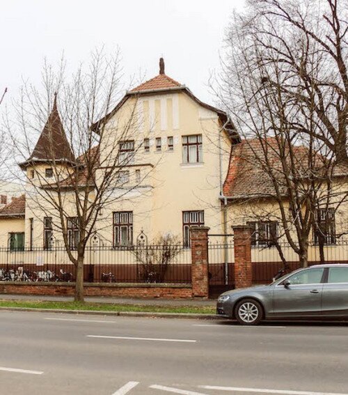 Bagolyvár a Béke sugárúton