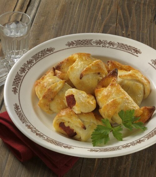 Kolbásszal töltött kifli