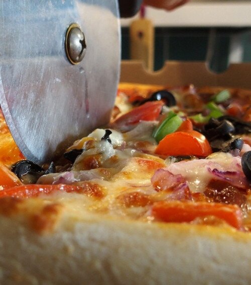 Nem vagyunk karót nyeltek