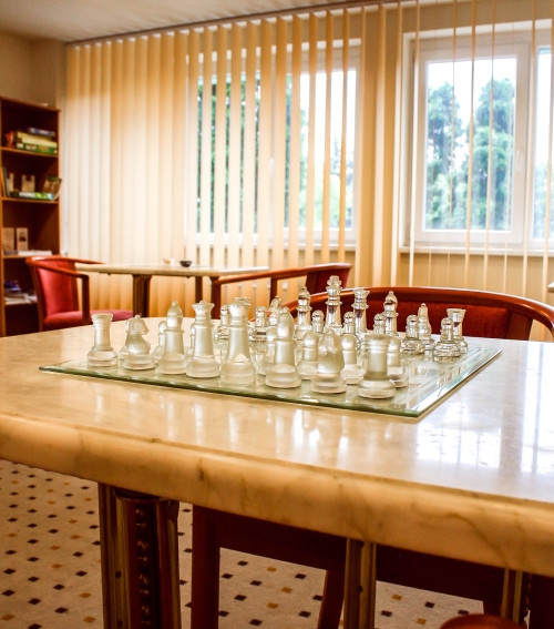 Az ország első szenioranimátora