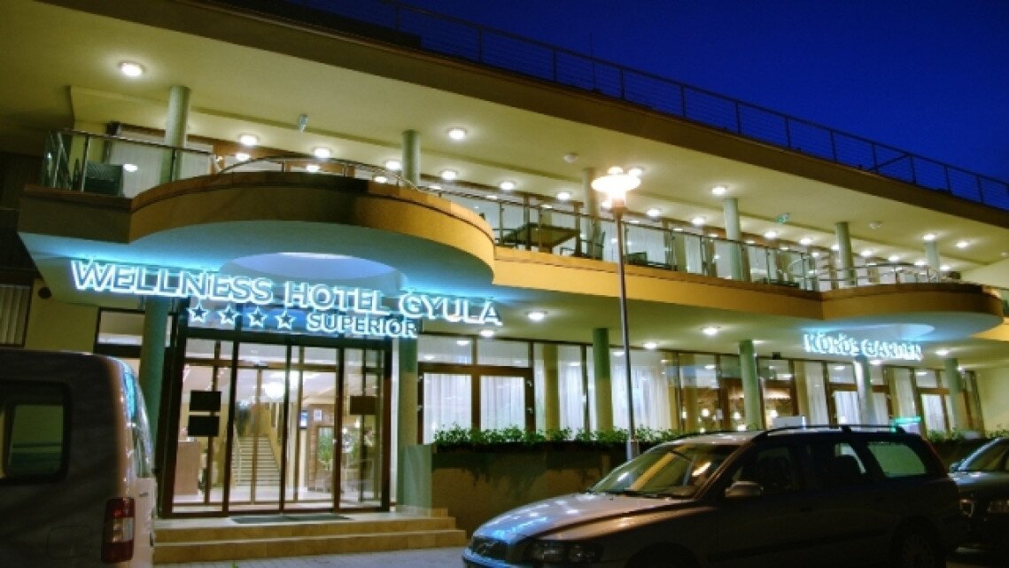 hu179_Wellness_Hotel_Gyula_01.jpg